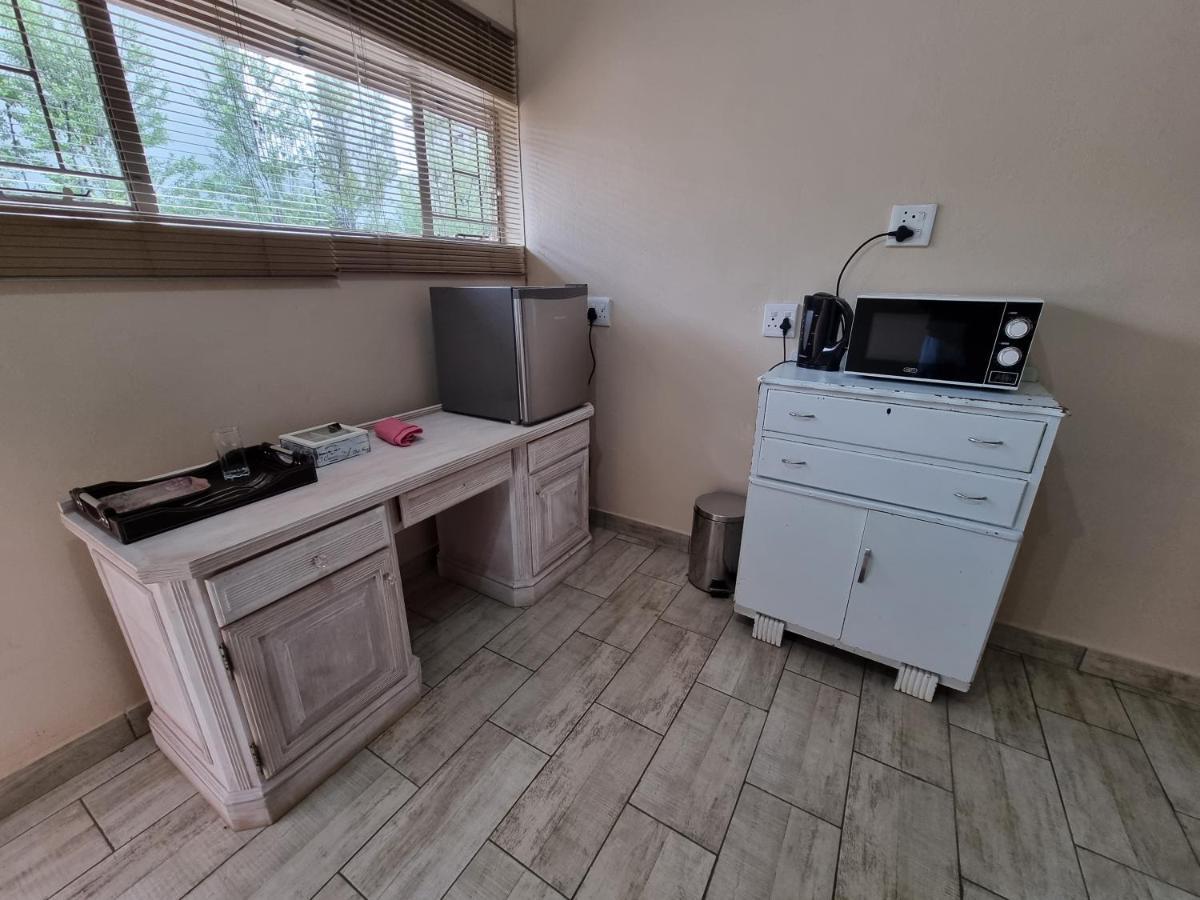 Jochem Inn Rietvalleirand المظهر الخارجي الصورة