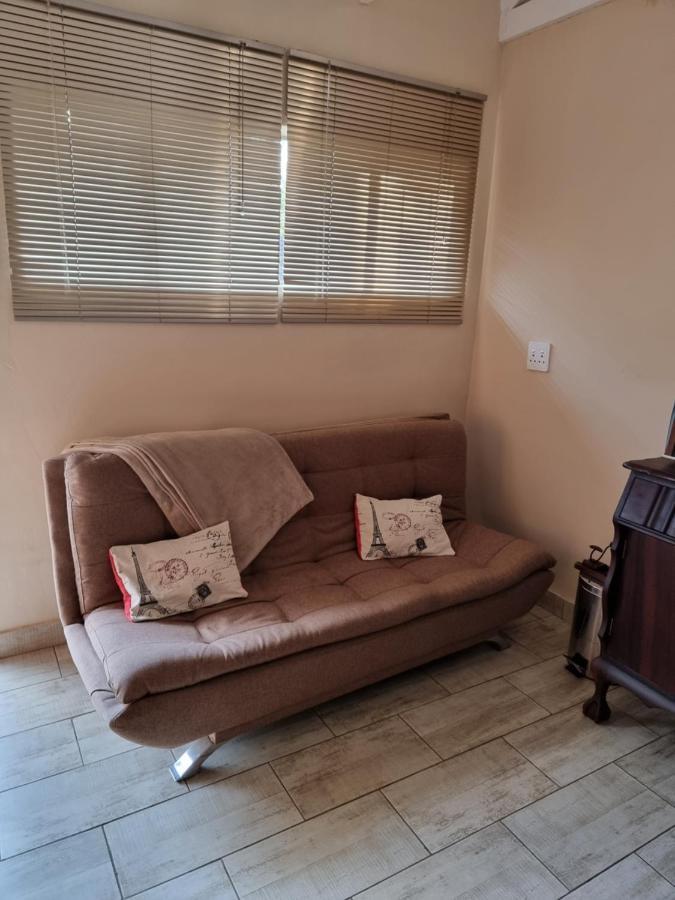 Jochem Inn Rietvalleirand المظهر الخارجي الصورة